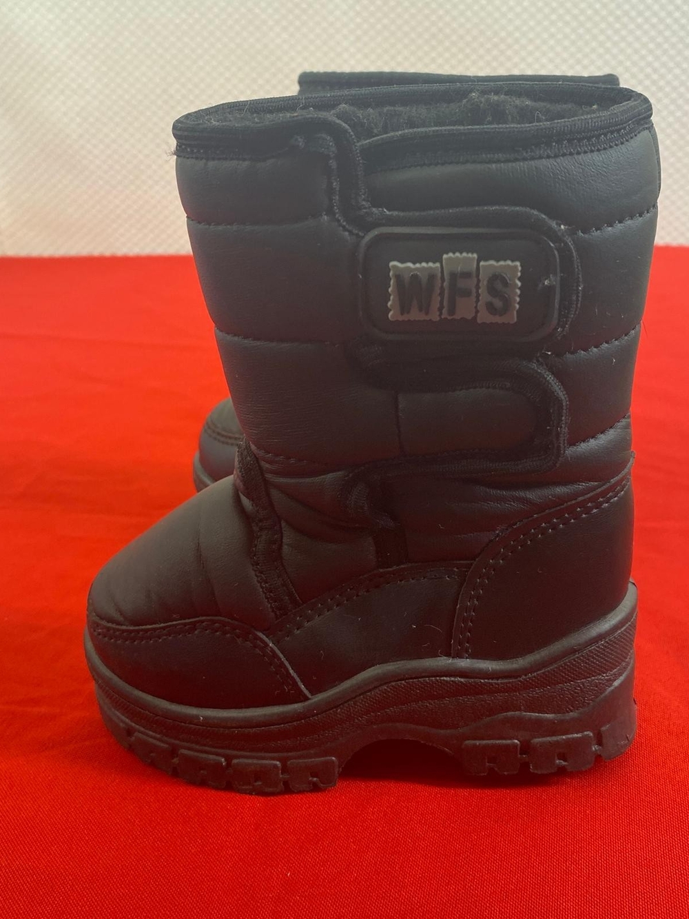 WFS Kids Black Snow Boots Size 5 Toddler Fleece Lined Winter Boots